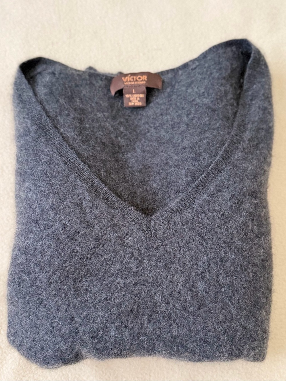 Victor Alfaro 100% Cashmere V-Neck Dark Gray Sweater Size L